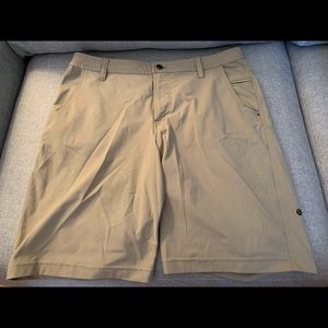 Lululemon ABC Commission Short 9” Inseam 34 Waist